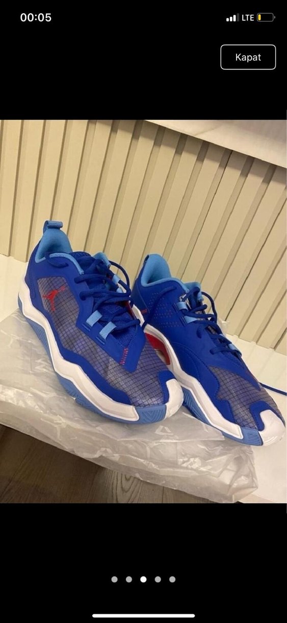 Renkli Baskılı Mavi Basketbol Ayakkabısı - Görsel 2