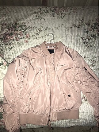 Pembe ceket