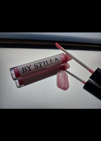 BARBIE GIRL LIPGLOSS by STILLA