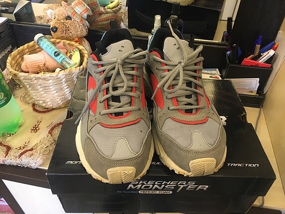 Skechers stamina 42