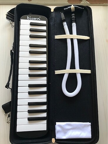  Melodika