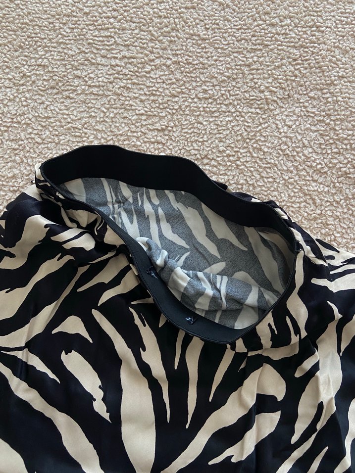 Zebra Desenli Uzun Pilili Midi Etek - Görsel 3