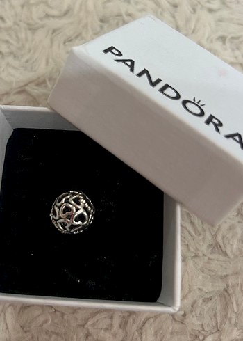 Beden Pandora Kalpli Charm