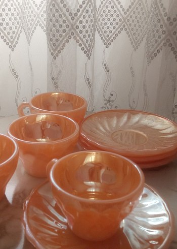 Pastel Turuncu Cam Fincan ve Tabak Seti
