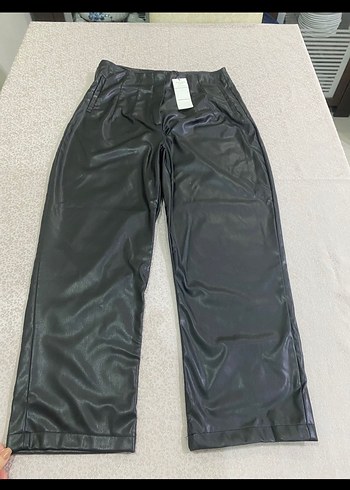 Kadın Siyah Deri pantolon - Görsel 2
