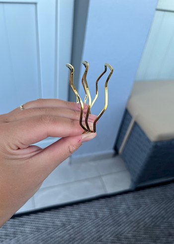 Yılan Desenli Altın Renk Minimalist Bilezik