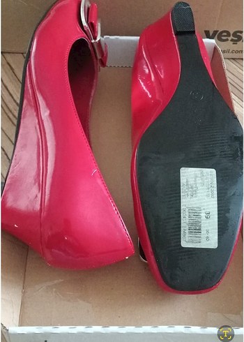 Kırmızı Tokalı Blok Topuk Kadın Babet - Görsel 2