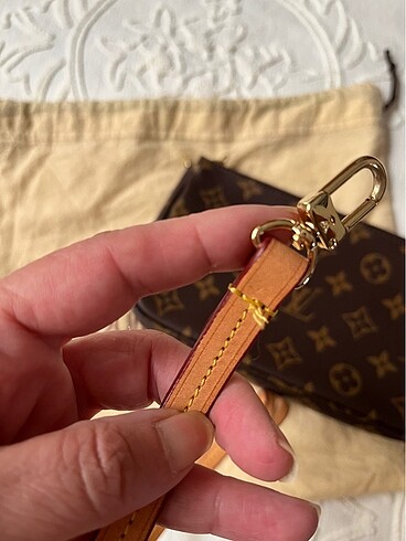  Beden çeşitli Renk Louis Vuitton Pochette