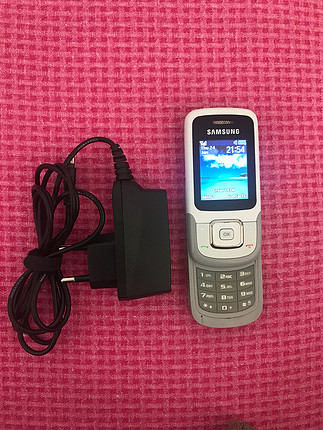 Tuşlu telefon Samsung 