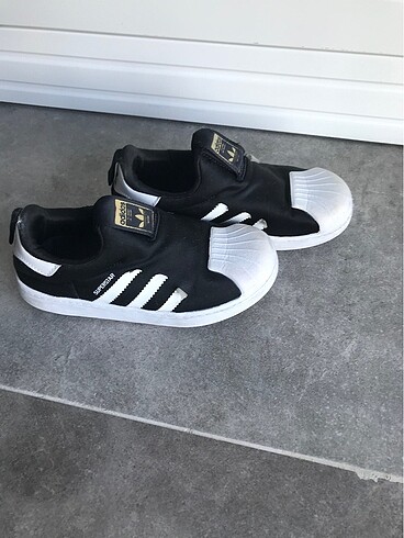 Adidas ayakkabı