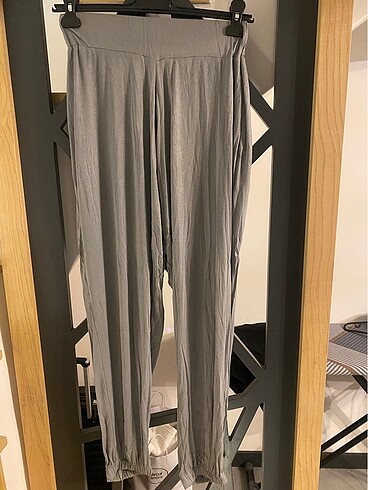 Trendyol dökümlü şalvar pantolon