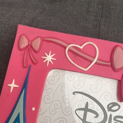  Beden Disney Pembe Cerceve