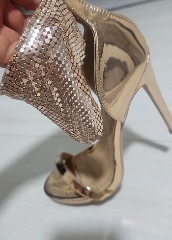 Bakir Parlak Yılan Desenli Dolgu Topuklu Abiye Ayakkabı - Görsel 5