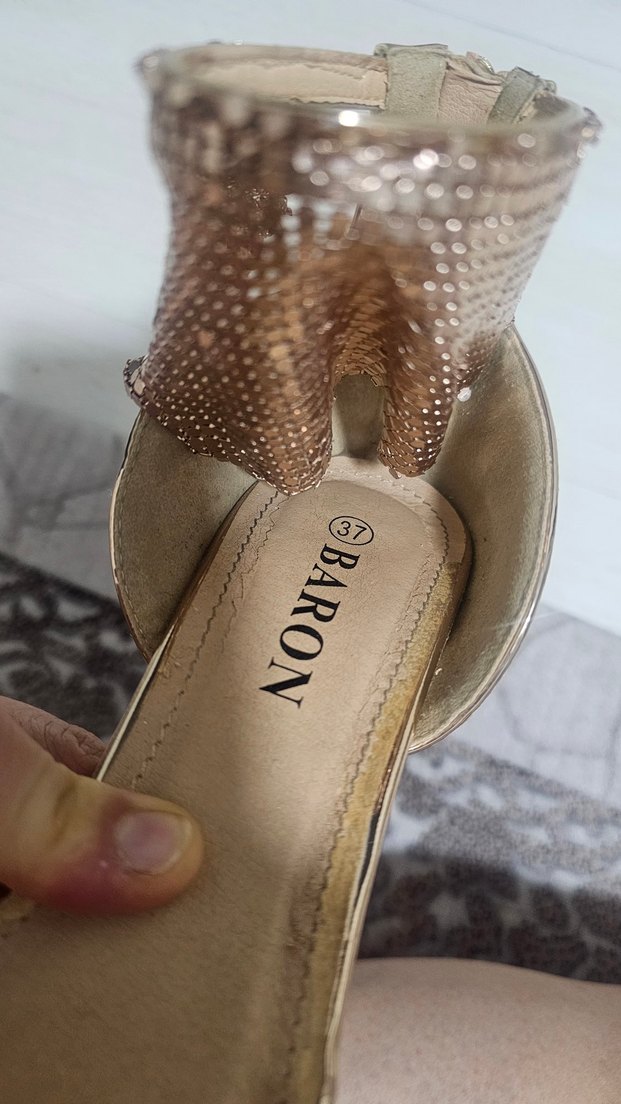 Bakir Parlak Yılan Desenli Dolgu Topuklu Abiye Ayakkabı - Görsel 3