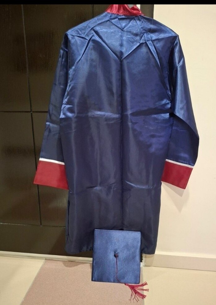 movi Parlak Mezuniyet yeleği Şapkayla - Görsel 3