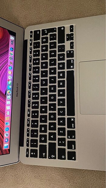 Beden Renk Nadir bulunur Macbook Air 11 inch