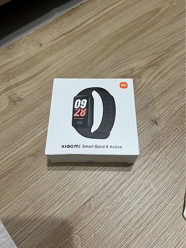 Xiomi smart band 8 active