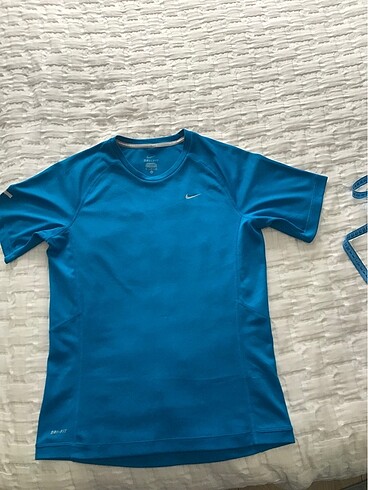 12-13 Yaş Beden mavi Renk Nike Drı-fıt orjinal spor tişört s beden