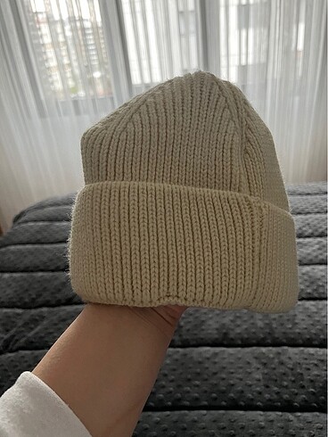 12+ Yaş, > 23 cm Beden BERE 12-16 yaş aralığı unisex
