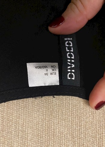 Siyah V Yakalı İnce Askılı Kadın Tulum - Görsel 3