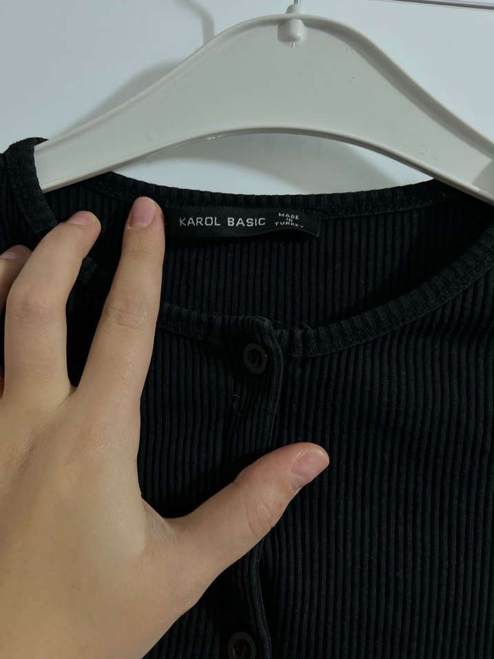 Düğmeli Siyah Uzun Kollu Kadın Crop - Görsel 2