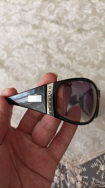  Beden siyah Renk Dior marka güneş gözlüğü 
