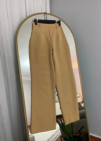 Trendyol & Milla Düğmeli Bej Kadın Kumaş Pantolon