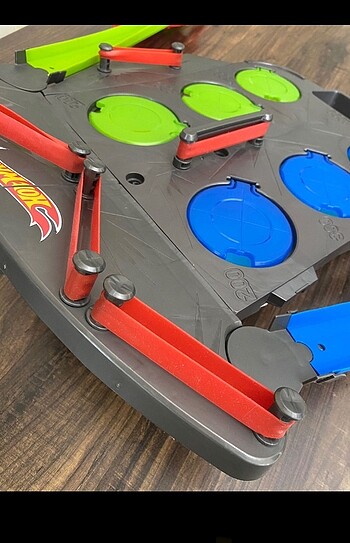 Hot wheels oyuncak