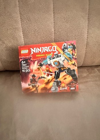 LEGO Ninjago Zane'in Savaş Robotu - Görsel 3