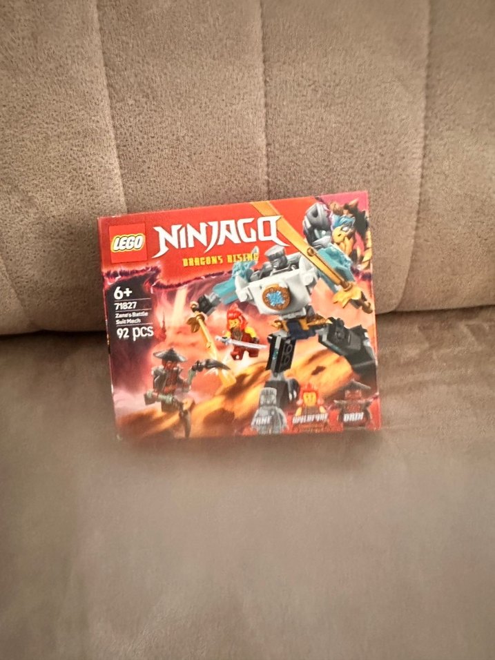 LEGO Ninjago Zane'in Savaş Robotu - Görsel 3