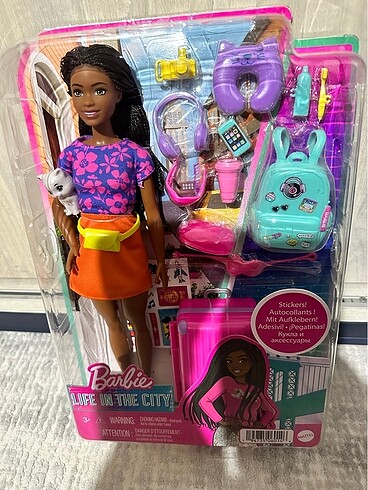  Beden Renk Barbie şehirde yaşam