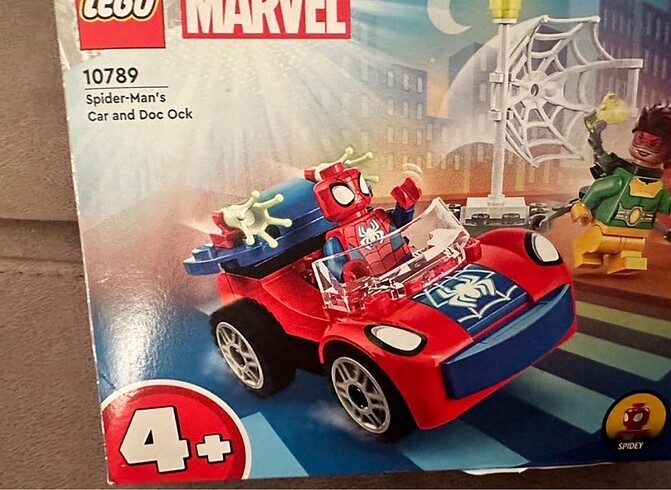 Diğer Lego örümcek adam
