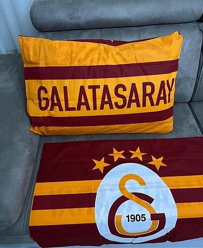 Taç Galatasaray yastık kılıfı 1 adet