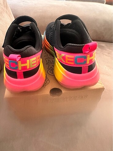 36 Beden çeşitli Renk Skechers ayakkabı