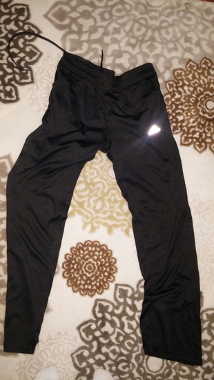 harika siyah adidas