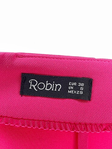 38 Beden pembe Renk Robin Mini Şort %70 İndirimli.