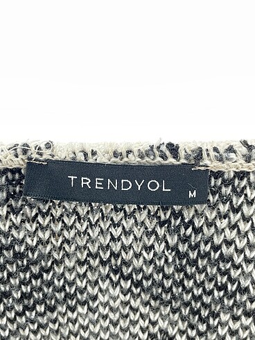 m Beden çeşitli Renk Trendyol & Milla Süveter %70 İndirimli.