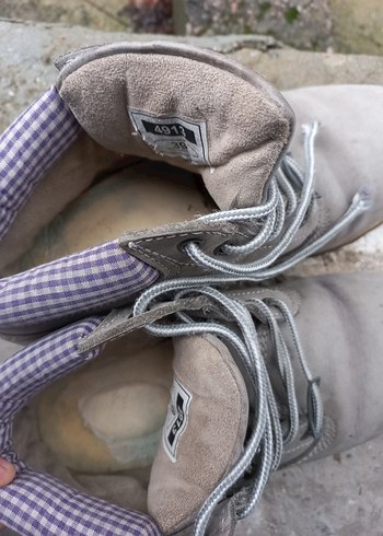 Bayan bot. - Görsel 6