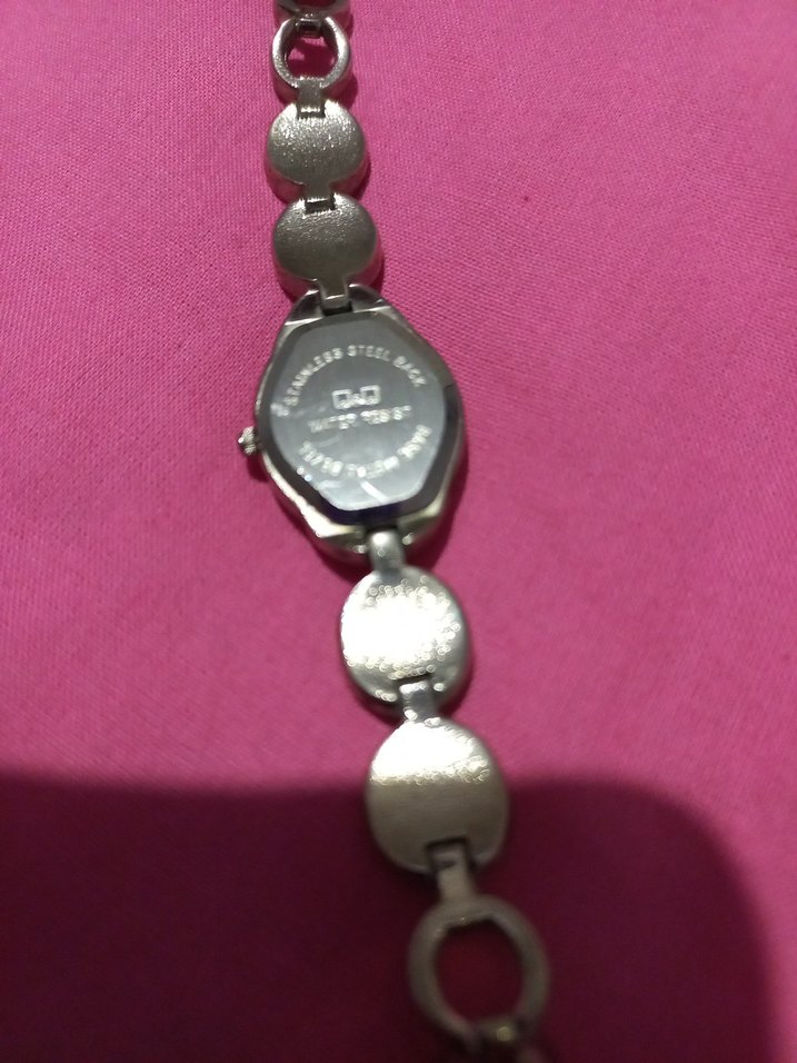 Beyaz Zincir Detaylı Minimalist Kadın Saati - Görsel 4