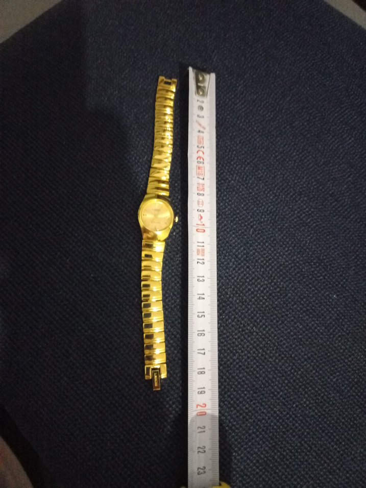 Kadın Parlak Altın Renkli Kordonlu Saat - Görsel 5