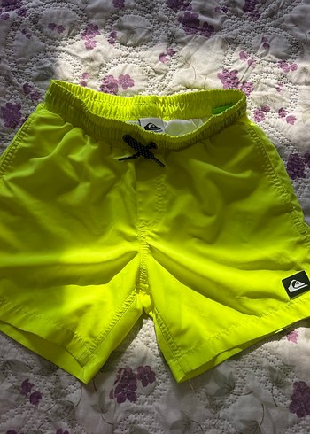 8 Yaş Beden sarı Renk Quiksilver Mayo Şortu 12 yaş