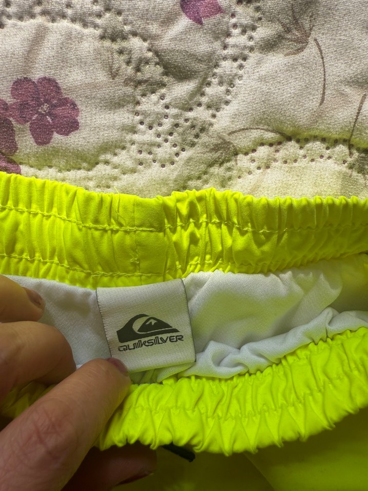 Quiksilver Mayo Şortu 12 yaş - Görsel 3