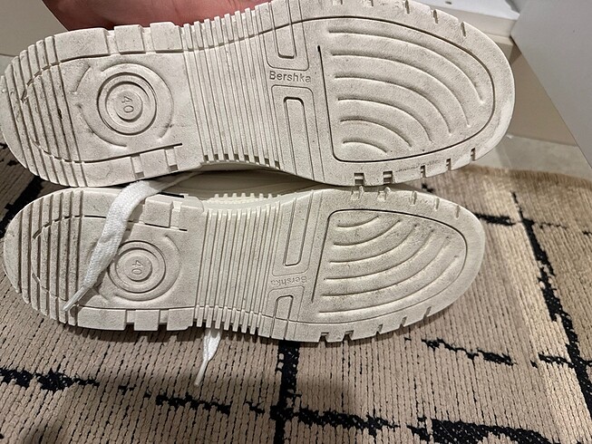 40 Beden Bershka 40 numara
