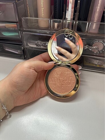 Beden Renk Too faced aydınlatıcı