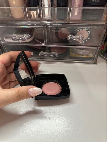 Beden Chanel allık