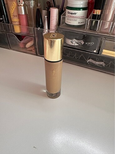 Ysl fondöten