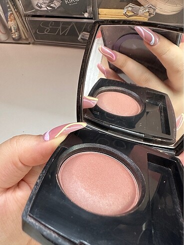  Beden Chanel allık