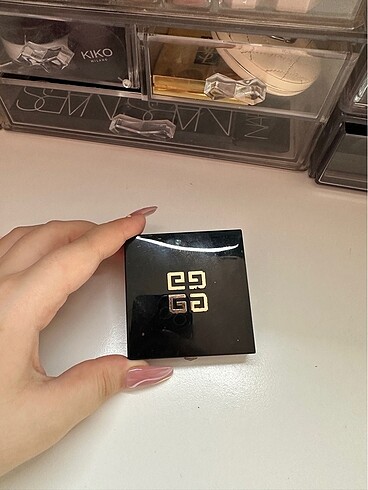  Beden Renk Givenchy bronzer