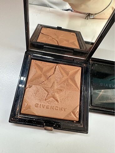 GIVENCHY Givenchy bronzer