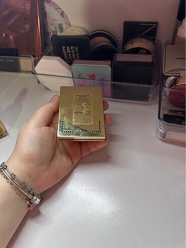 Yves saint pudra - Görsel 6